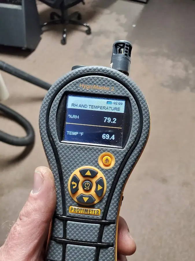 Moisture meter humidity assessment for Mold Remediation & Removal in Genoa